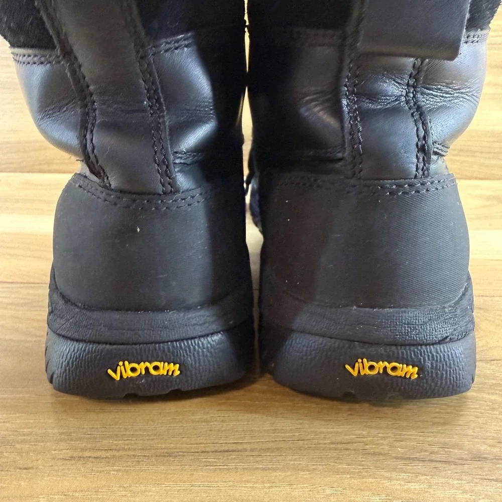 UGG Butte Mens Duck Snow Boot 9 Black Leather Waterproof Sherpa Shearling Vibram